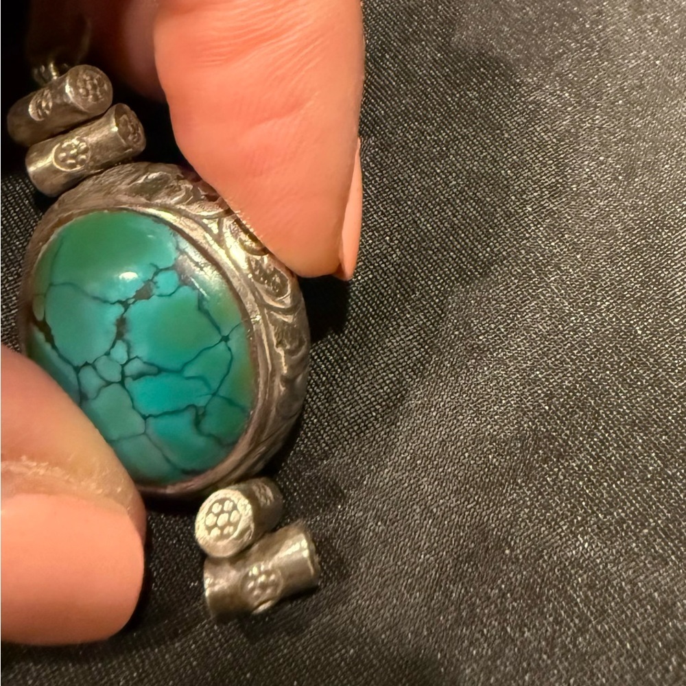 Turquoise and Silver Pendant Bold Silpada turquoise statement necklace - Picture 9 of 9